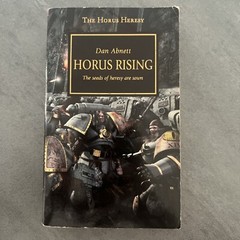 Abnett, Dan – Horus Rising [Warhammer 40K: Horus Heresy #1] PB 1st Ed. 2006 VG