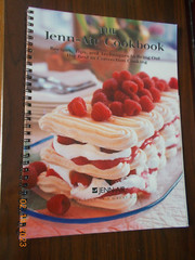 The Jenn-Air Cookbook – Recipes, Tips, Techniques, Maytag, 36 Pages, 2000