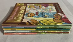 The Berenstain Bears Books~ lot of 7 books~Gently Used~varies titles see photos