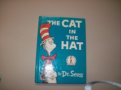 BOOKS: The Cat In The Hat HC Dr. Seuss 1957 61 Pages Shiny Cover Version