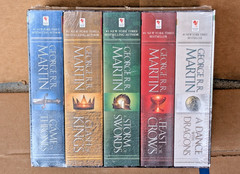 George R.R. Martin A SONG OF ICE AND FIRE 5-Book Boxed Set– Game of Thrones- NEW