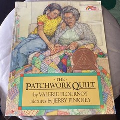 The Patchwork Quilt by Valerie Flournoy (Paperback)