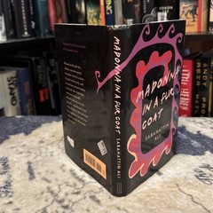 Madonna in a Fur Coat – Sabahattin Ali (Hardcover) Penguin Classics 1st Print VG