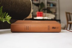 NRSVue, Holy Bible, Compact, Leathersoft, Brown, Comfort Print