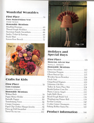Leisure Arts Presents Aleene’s Prizewinning Crafts Book # 108700 144 Pages
