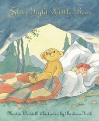 Sleep Tight, Little Bear with DVD by Martin Waddell