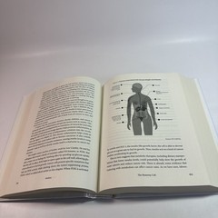 Outlive: The Science and Art of Longevity by Peter Attia, MD 2023 HC 1st/27th