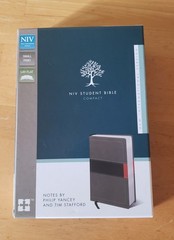 Zondervan NIV Student Bible Compact Ed Gray and Green Leathersoft New Box 1984