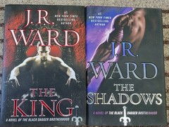 Lot 16 J.R. Ward. Black Dagger Brotherhood Series 1-14 & 20 + Blood Kiss