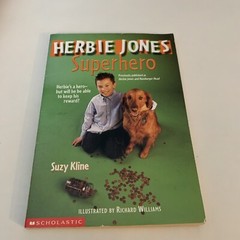 HERBIE JONES-SUPER HERO-SUZY KLINE-SCHOLASTIC-111 PAGES-NOVEMBER 2001