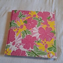 Lilly Pulitzer 1st Edition Entertaining Book 184 pages FAIR CONDITION