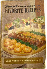 Sunset Cookbook of Favorite Recipes 1961 Vintage Cookbook 1252 Recipes PB