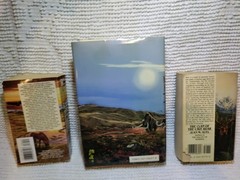 Jean M. Auel Books Bundle Lot The Clan Of The Cave Bear And The Mammoth Hunters