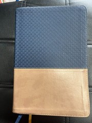 NIV Study Bible Fully Revised Edition Leathersoft Navy/Tan IMPRINTABLE!