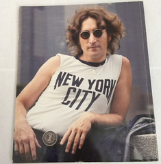 TIME INC SPECIALS LIFE REMEMBERING JOHN LENNON 25 YEARS LATER PAPERBACK BOOK