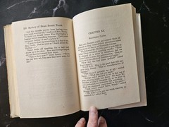Nancy Drew #17 The Mystery of The Brass Bound Trunk 1940 Carolyn Keene DJ / Vtg