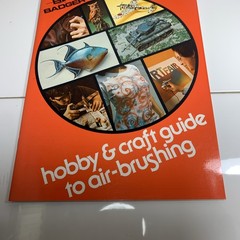 Hobby & Craft Guide to Air-Brushing Carl Caiati 1978 Badger Air-Brush Co