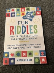 Riddles for Kids Ser.: Fun Riddles and Trick Questions for Kids and Family : 300