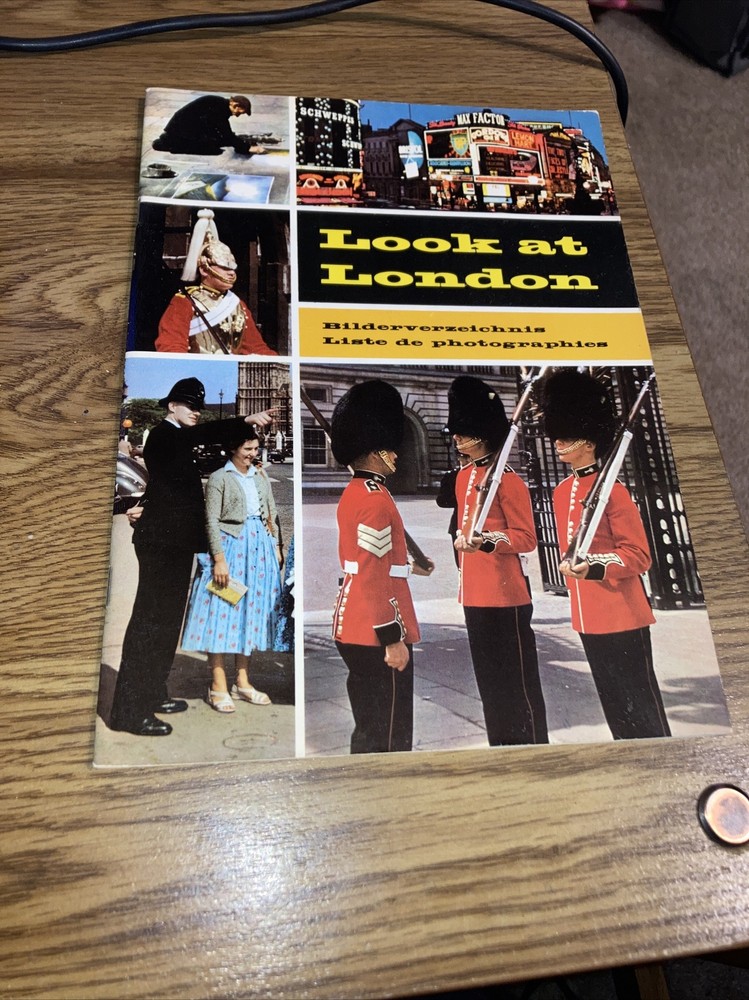 1970s Look At London In Colour pictorial booklet, Jarrold & Sons 9-3/4″ x 7-1/8″