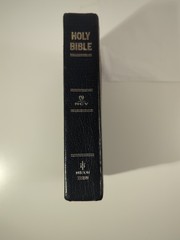 Holy Bible New Century Version Black Leather Compact NCV-Nelson 7225