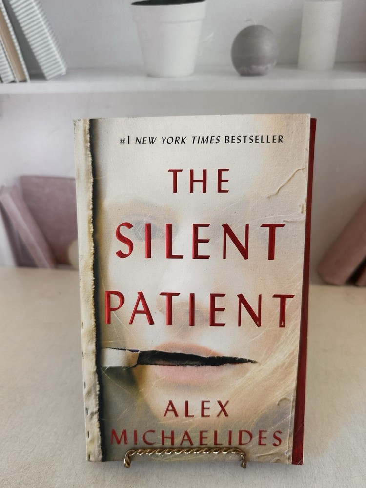 The Silent Patient – Hardcover By Michaelides, Alex – GOOD
