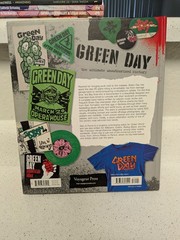Green Day The Ultimate Unauthorized History Hardcover Book Alan di Perna – USED
