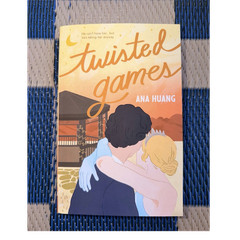 Ana Huang – Twisted Games (Signed, Steamy Lit Special Edition)