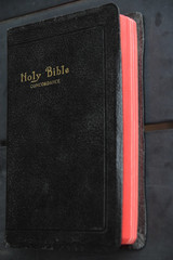 King James Version The HOLY BIBLE Red Letter Edition Concordance 1945