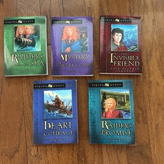 New VIKING QUEST Series Lois Walfrid Johnson Complete Set 5 Books 1 2 3 4 5