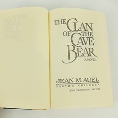 Clan Of The Cave Bear Jean M Auel Earths Children Book 1 Hardcover 1980